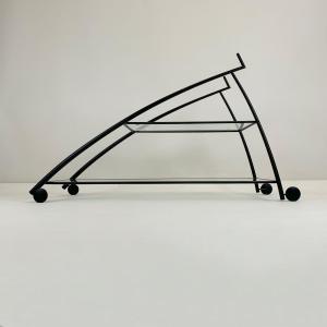 Gilles Derain, Chariot en métal noir et verre pour Lumen circa 1980, France .