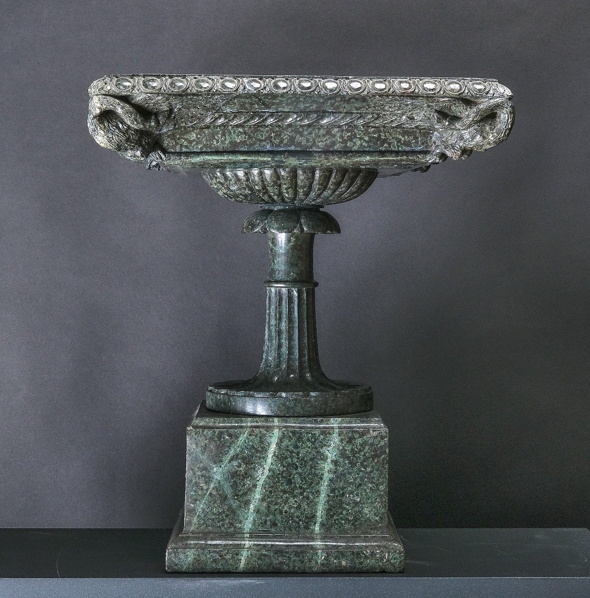 Large Tazza In Green Serpentine, Italy Early 19th Century