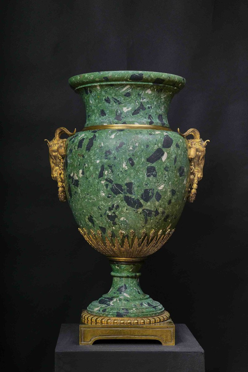 Important Vase Scagliola Avec Bronzes Dorés, Rome, Milieu Du 19e Siècle