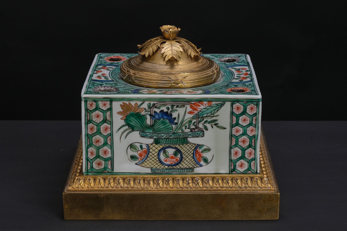 Encrier Néoclassique Doré Au Mercure  Avec Famille Vert Porcelaine, Angleterre Vers 1800-photo-3