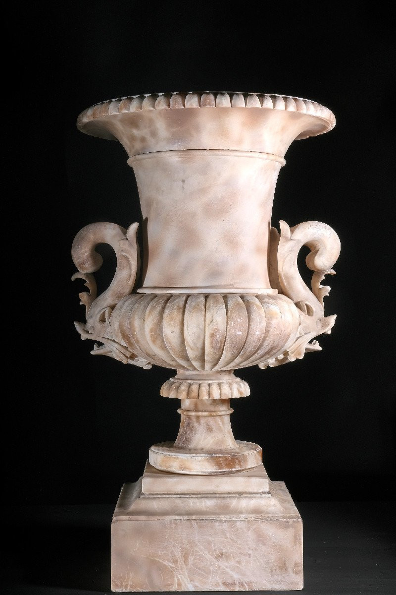 Important vase en albâtre de forme Médicis, Rome, vers 1800-photo-3