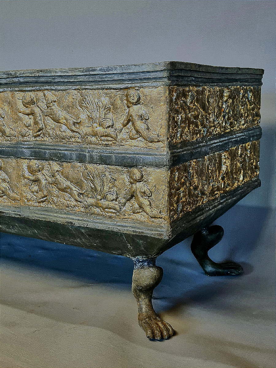 Two Partially Gilded Lead Planters, England, 19th Century-photo-3