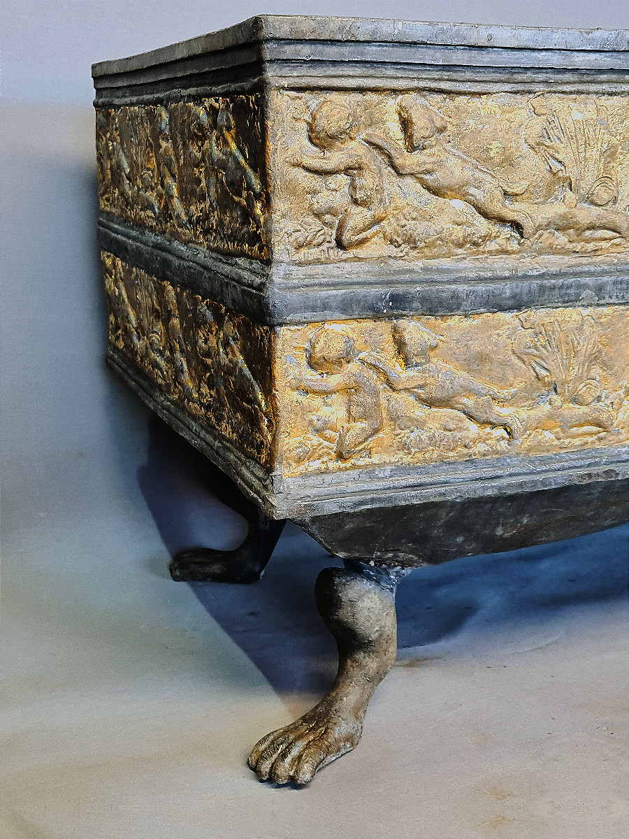 Two Partially Gilded Lead Planters, England, 19th Century-photo-1