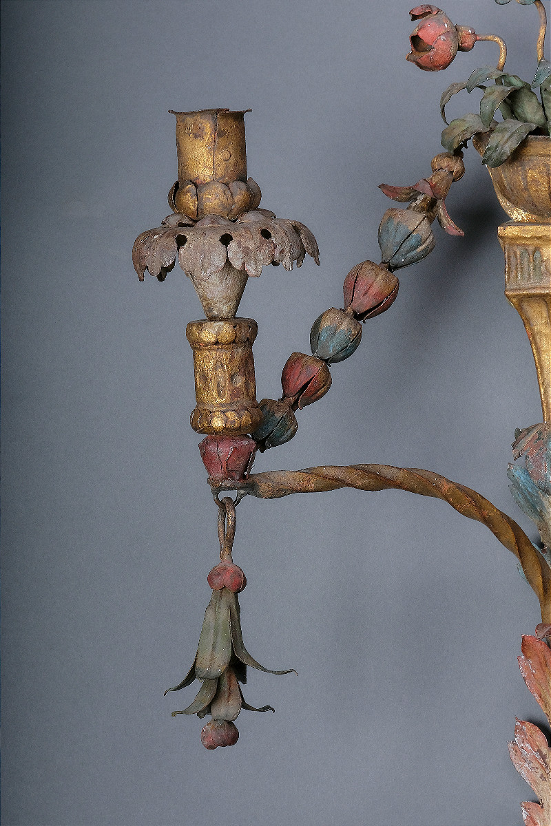 Important Pair Of Wrought Iron And Painted Wall Sconces, Veneto, Circa 1780 -photo-4