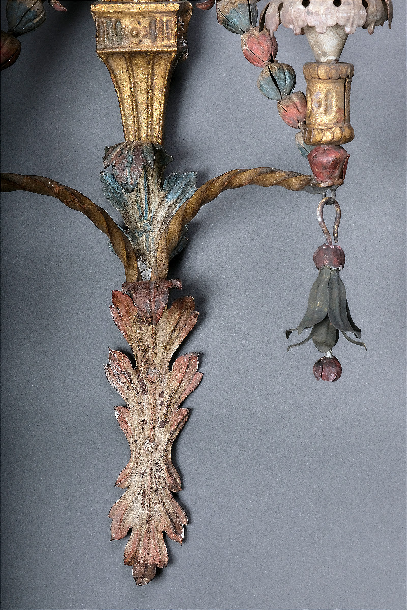 Important Pair Of Wrought Iron And Painted Wall Sconces, Veneto, Circa 1780 -photo-2