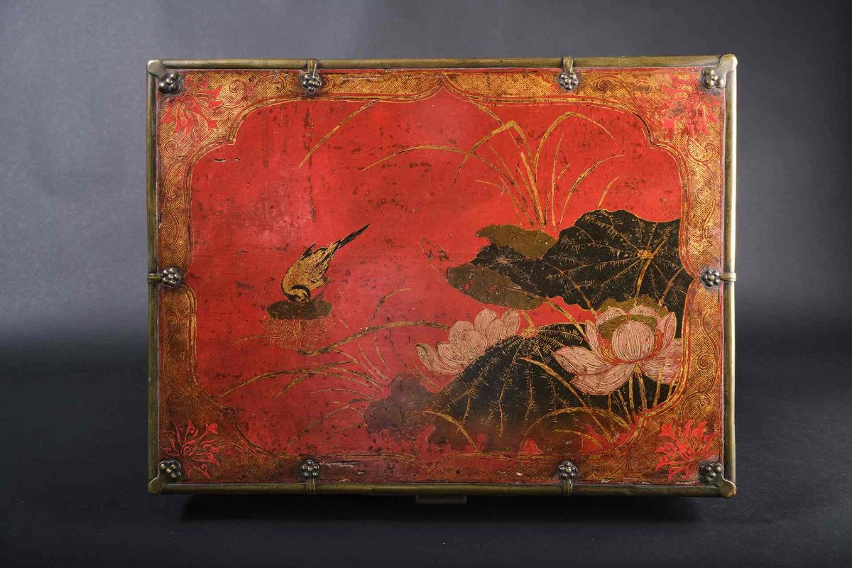 Unusual Chinese Cassette With Brass Fittings And A Parchment Cover-photo-6