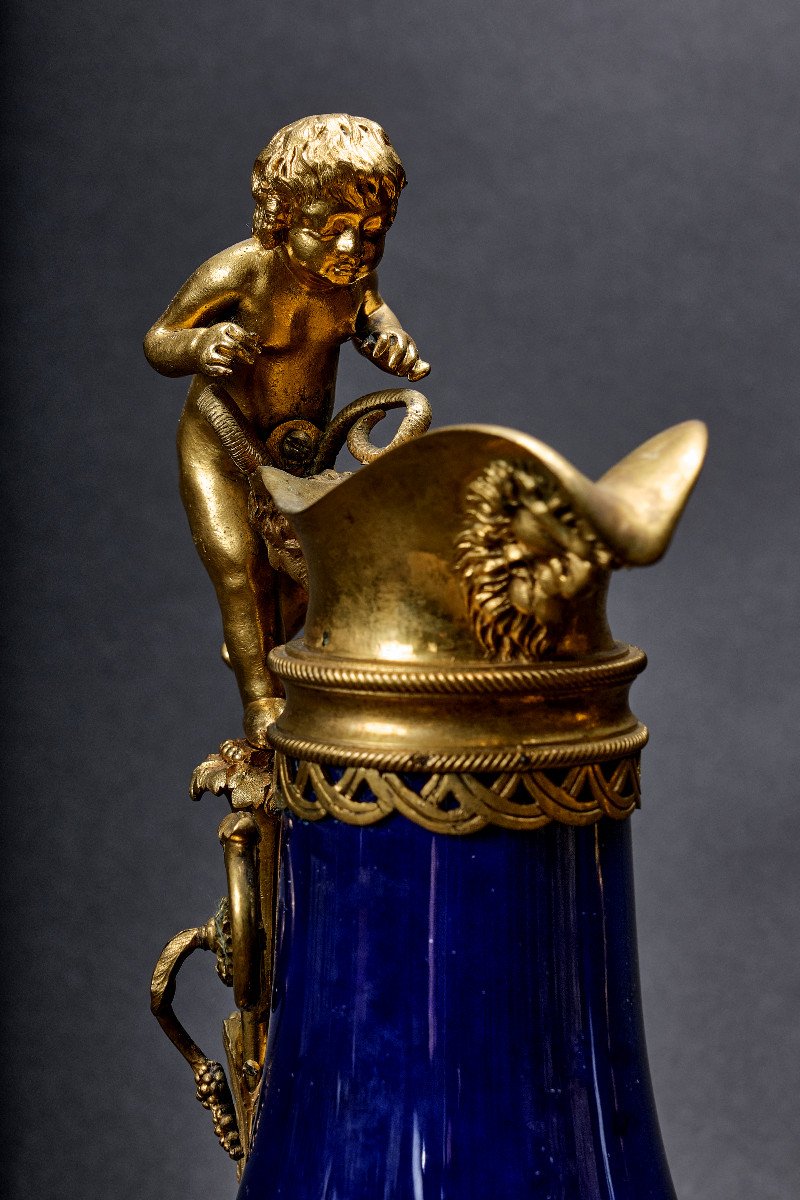 Paire Des Aiguières Porcellaine De Sèvres Et Bronze Doré, Attr. Pierre Gouthière, Paris 1780-photo-1