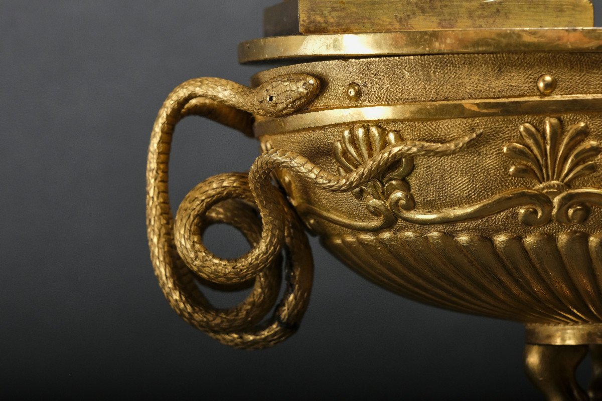 Grande lampe à huile "PSYCHE A L'AIGUIERE" d'après Percier et Fontaine, Paris 1810-photo-4