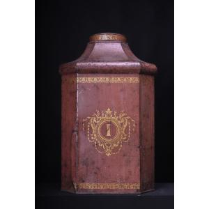 Rare Tea Caddy In Rose Color With Gold Paint, England, Early 19th Century