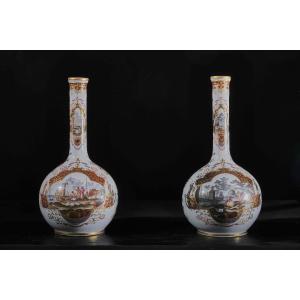 Paire De Vases Bouteilles, Marque Sous Glaçure "Augustus Rex", Probablement Saxe 19e