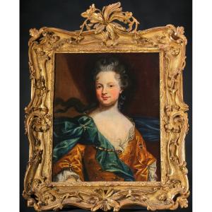 Pierre Gobert Attr, (1662 - 1744 Paris), Portrait De Marie-Adélaïde De Savoie, Paris