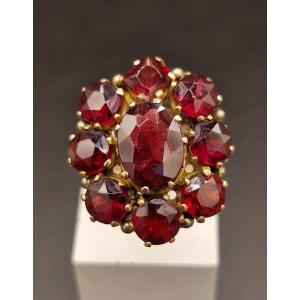 Vintage Marguerite Ring Gold Garnets