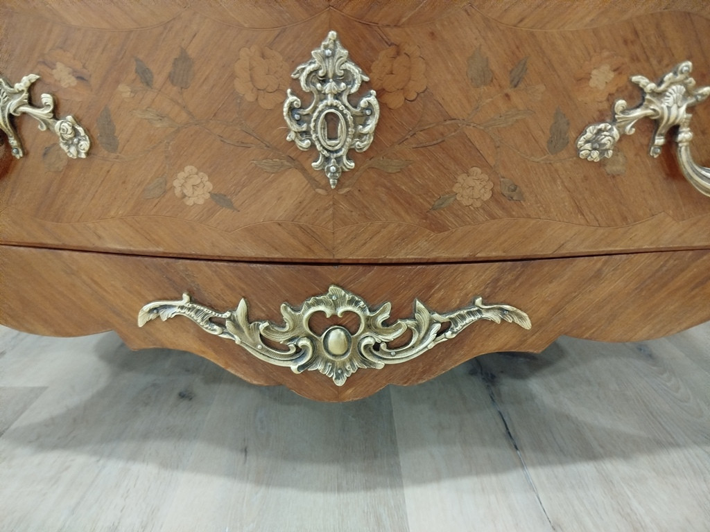 Commode Louis XV galbée en bois de rose-photo-4