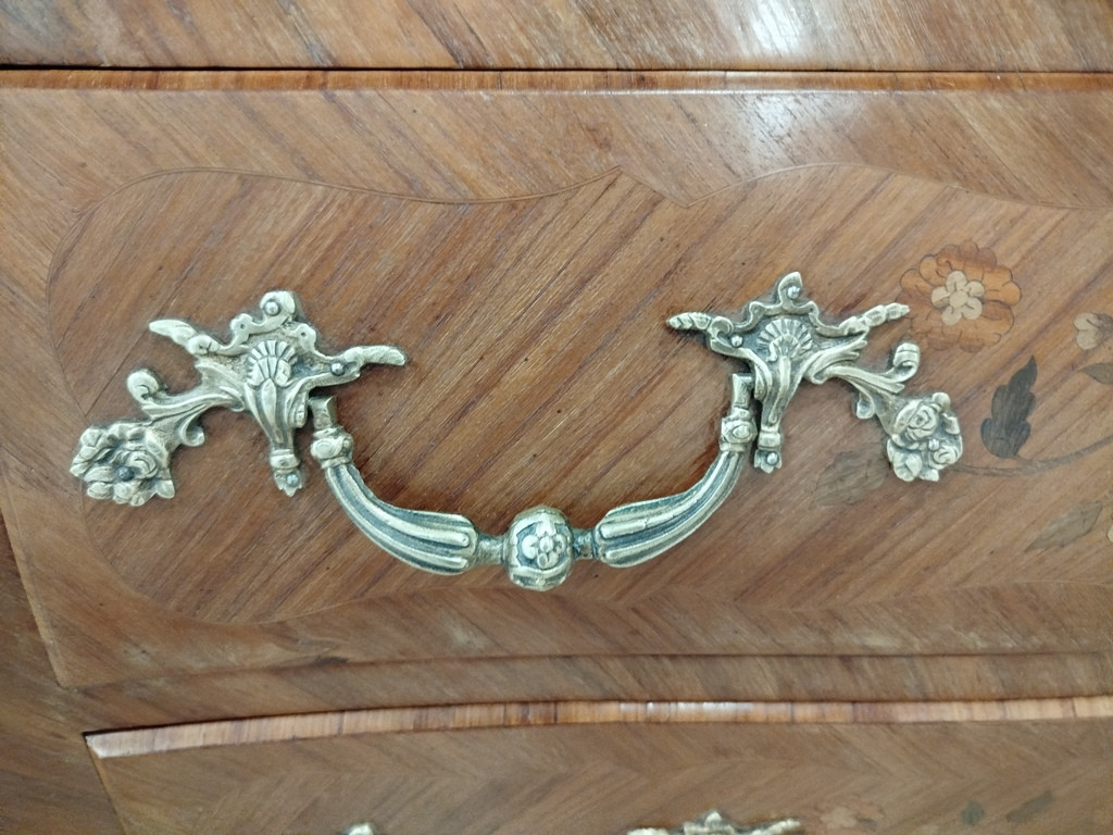 Commode Louis XV galbée en bois de rose-photo-8