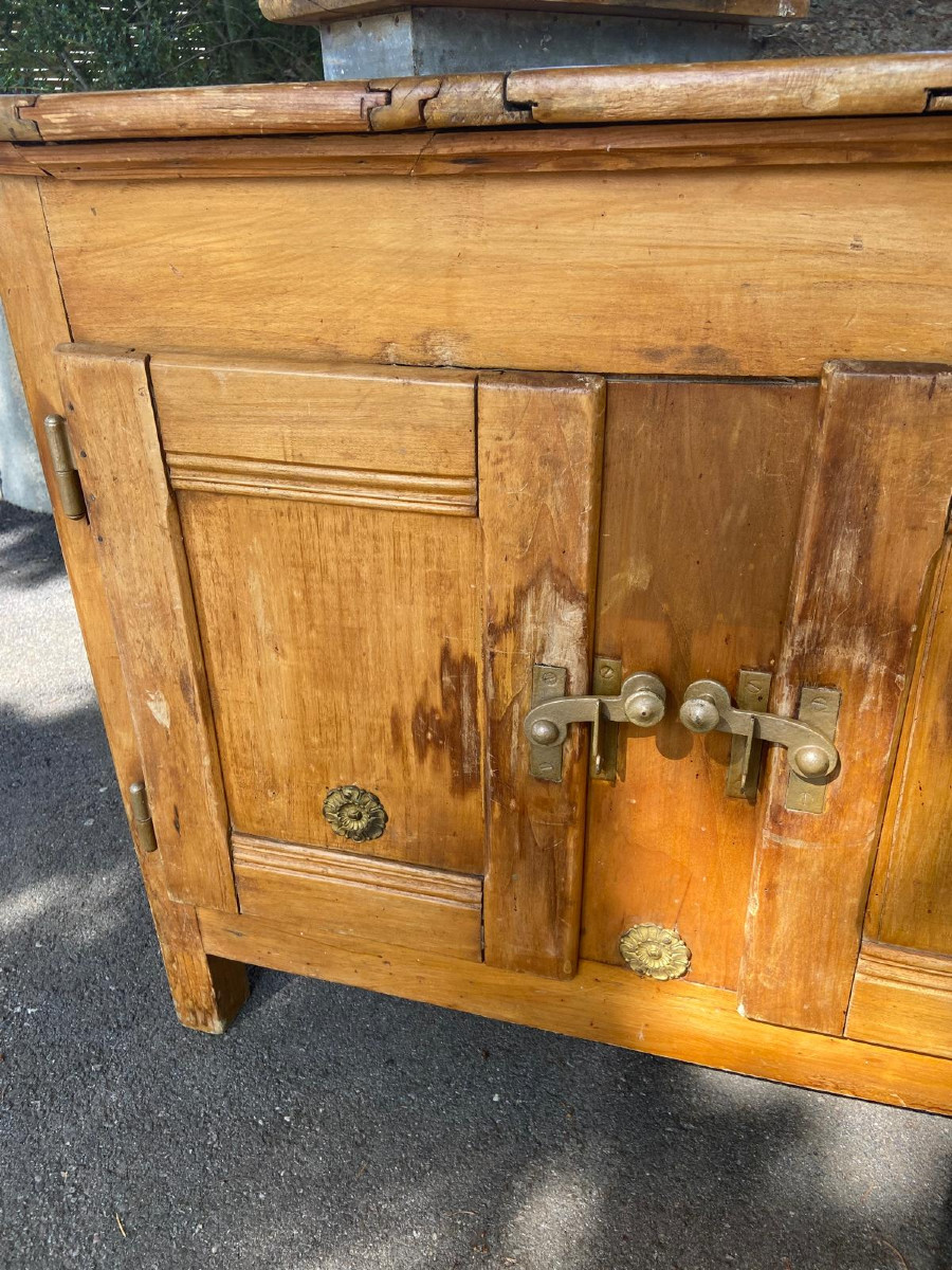 Old Icebox -photo-1