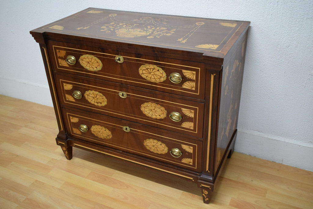 Victorian Mahogany And Marquetry Chest Of Drawers-photo-2