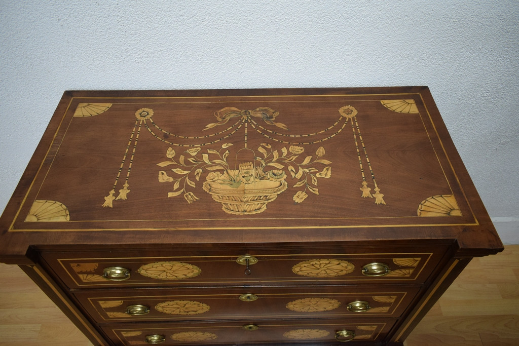 Victorian Mahogany And Marquetry Chest Of Drawers-photo-1