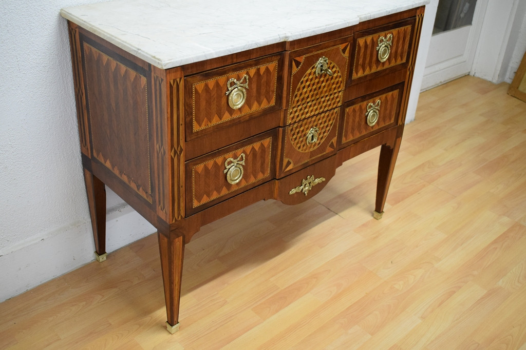Louis XVI Chest Of Drawers In Marquetry With Geometric Decoration-photo-3