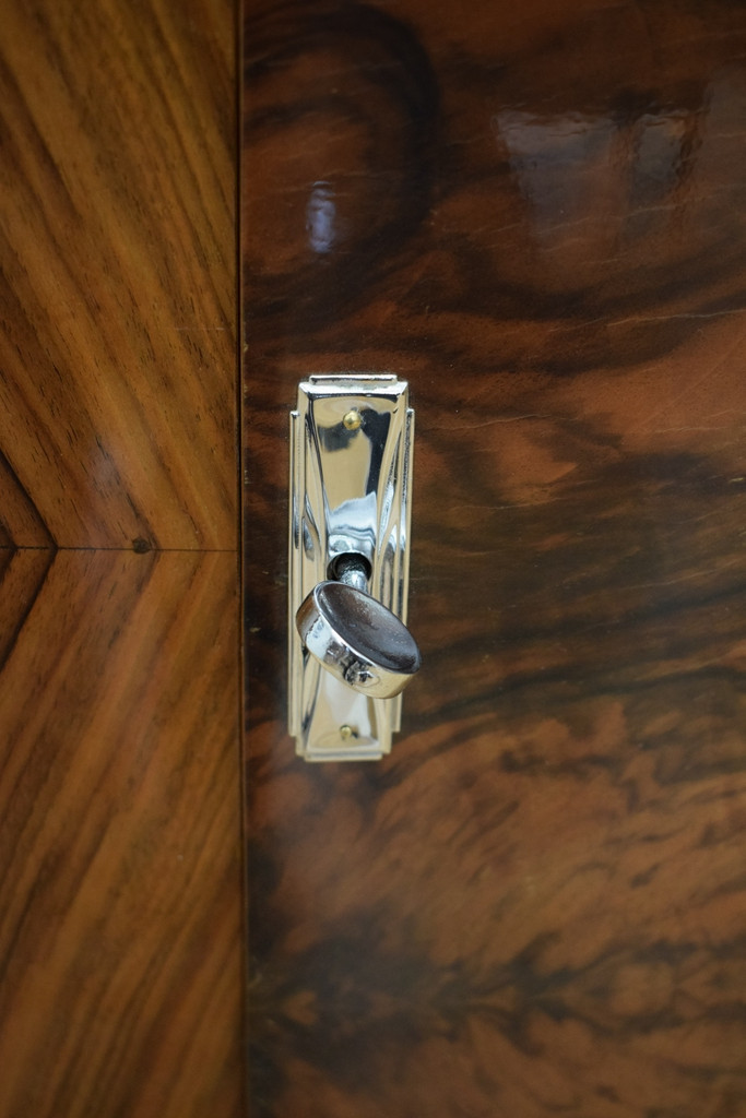 Art Deco 2-door Walnut Sideboard-photo-6
