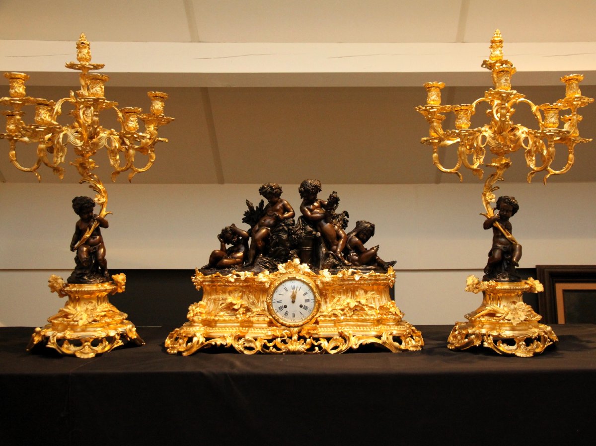 Garniture En Bronze Unique Et Magnifique d'Une Belle Qualité Sans Précédent -photo-3