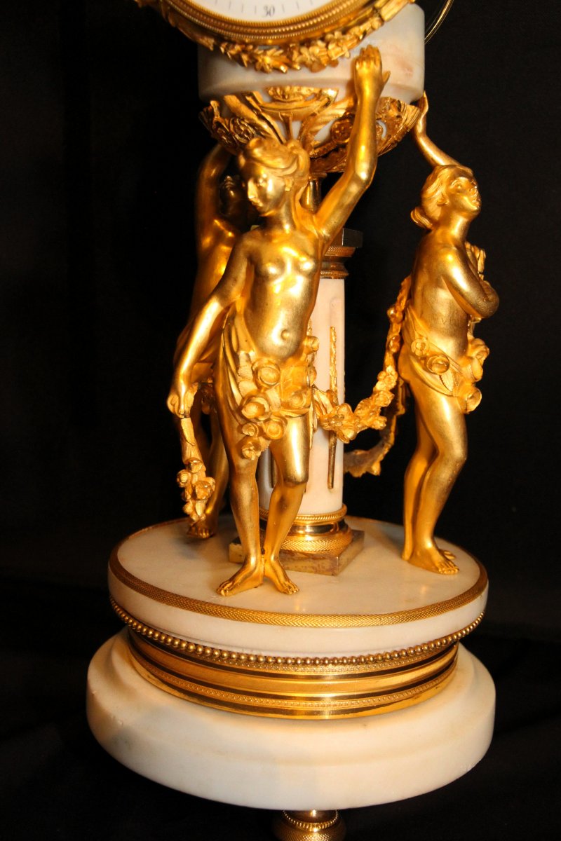 bronze doré  Pendule Louis XVI-photo-1