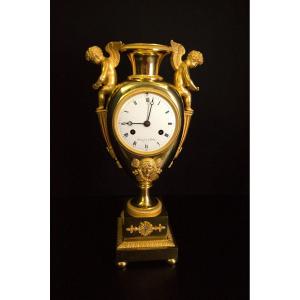 Empire Vase Mantel Clock France In 1810 Type: 2 Children Reading