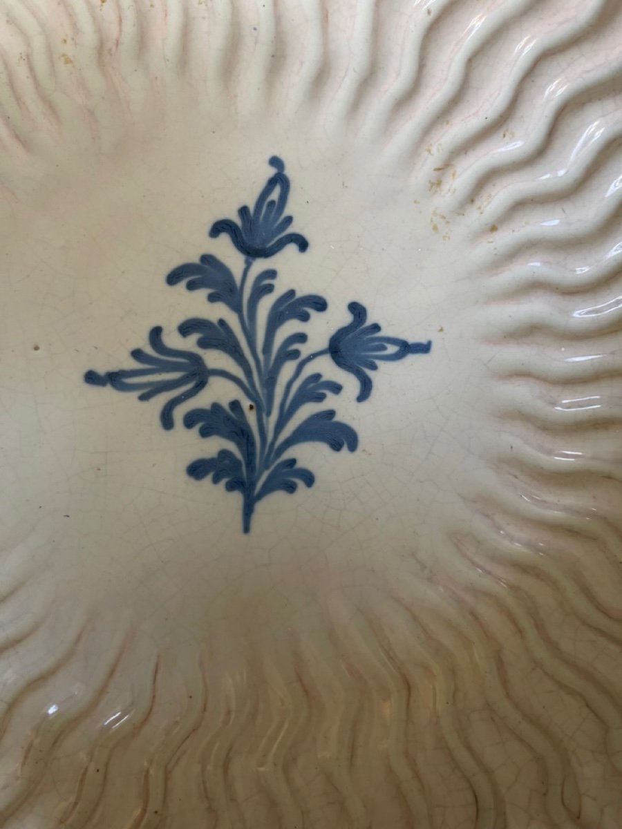 Lille XVIII - Earthenware Dish With Blue Fluted Decor-photo-2