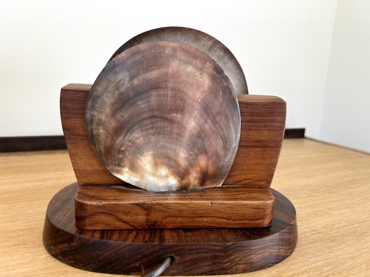 Night Light In Solid Rosewood And Carved Shell With A Tahitian Motif, 1930s-photo-3