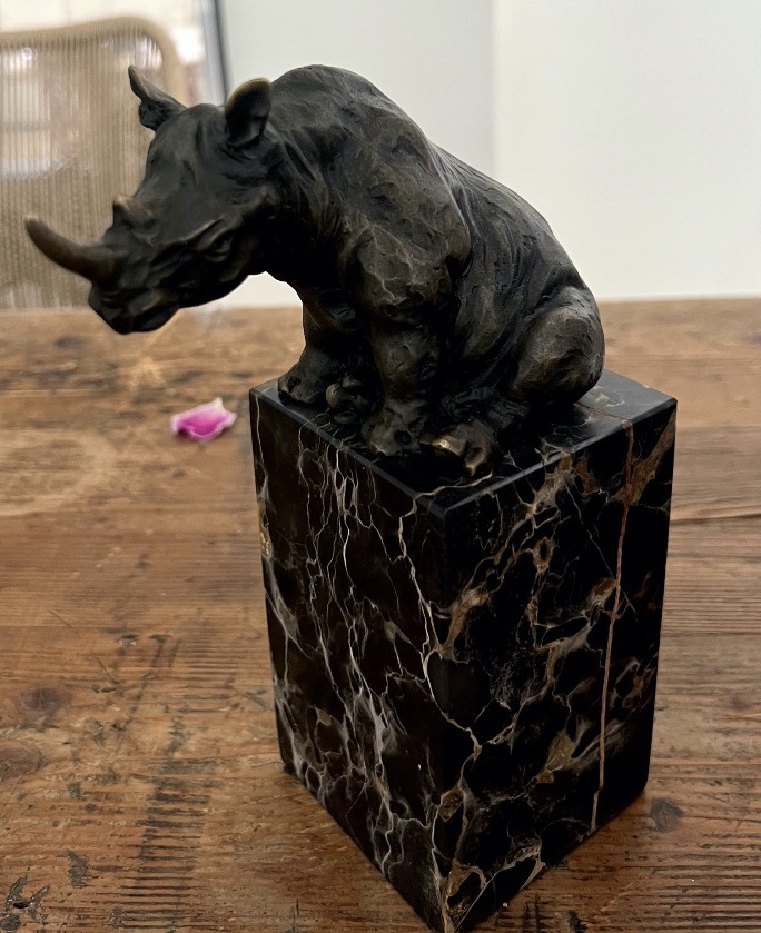 Milo Rhinoceros Assi In Bronze With Brown Patina On Marble Base Signed Founder's Stamp-photo-2