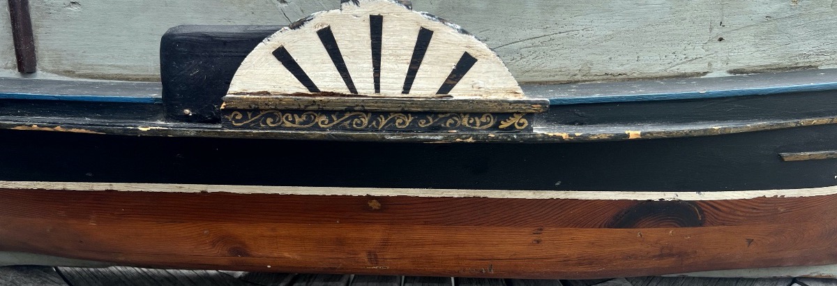 Demi coque de bateau en bois sculpté et patiné représentant à bateau à vapeur dénommé SIMEON-photo-3