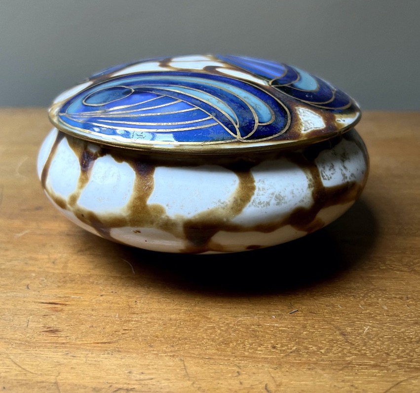 Thabaud Limoges Porcelain Candy Dish With Art Deco Design