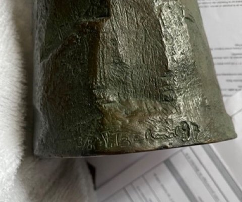 Bronze Sculpture With Green Patina Representing An Embracing Couple-photo-2
