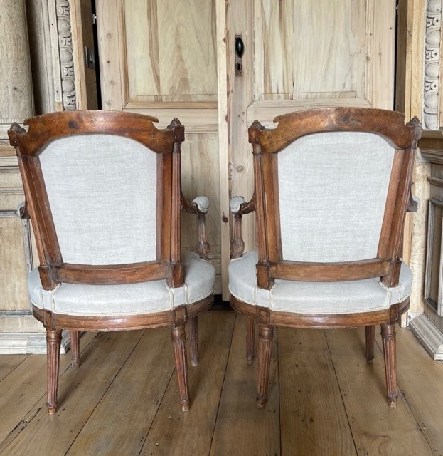 Paire de  Fauteuils Epoque Louis XVI -photo-4