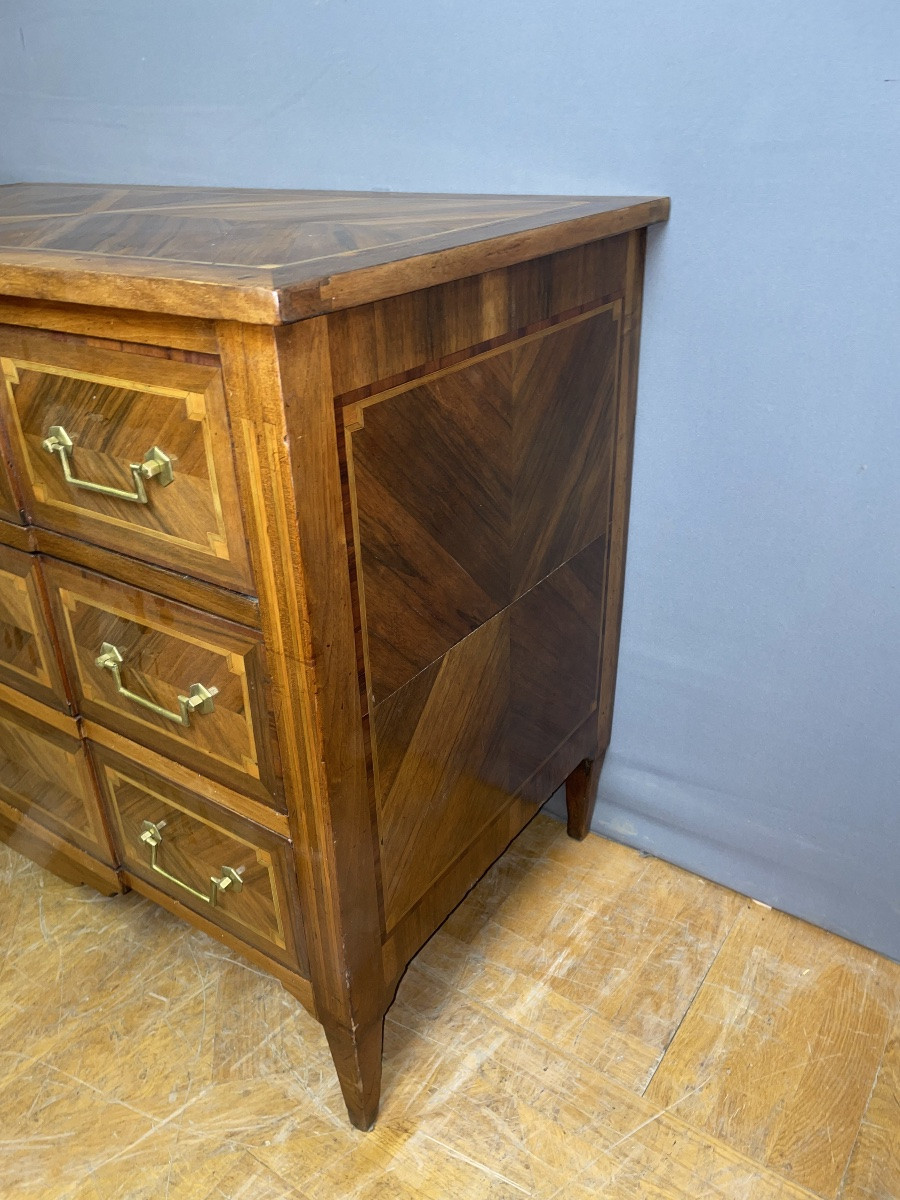 Louis XVI Commode With Central Projection, 19th Century -photo-3