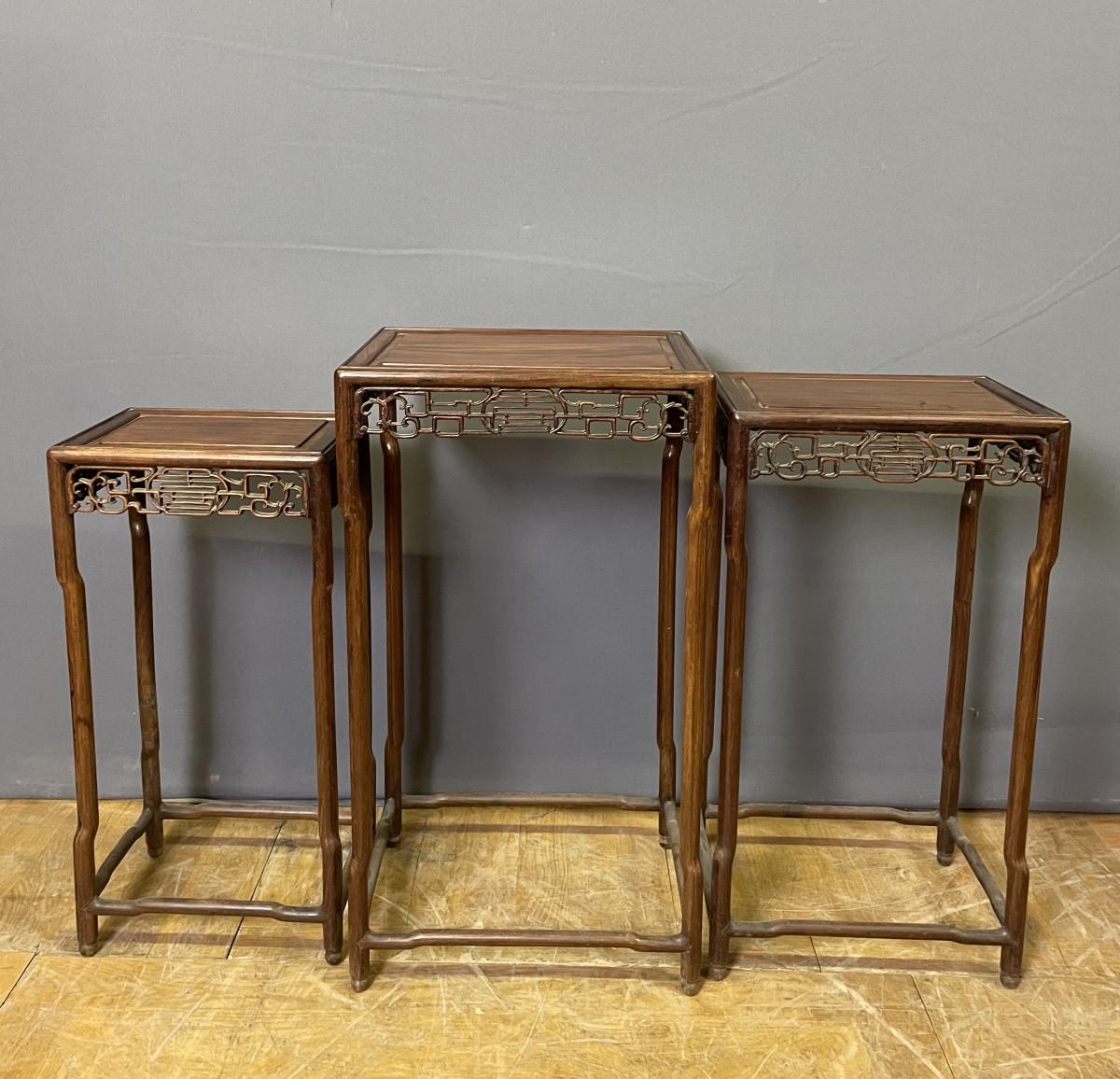 Suite Of Three Chinese-style Fifth Wheels, Circa 1900