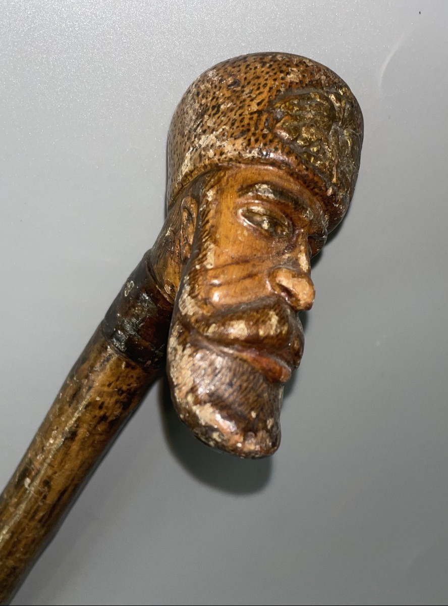 Canne en bois sculpté art populaire tête coiffé-photo-3