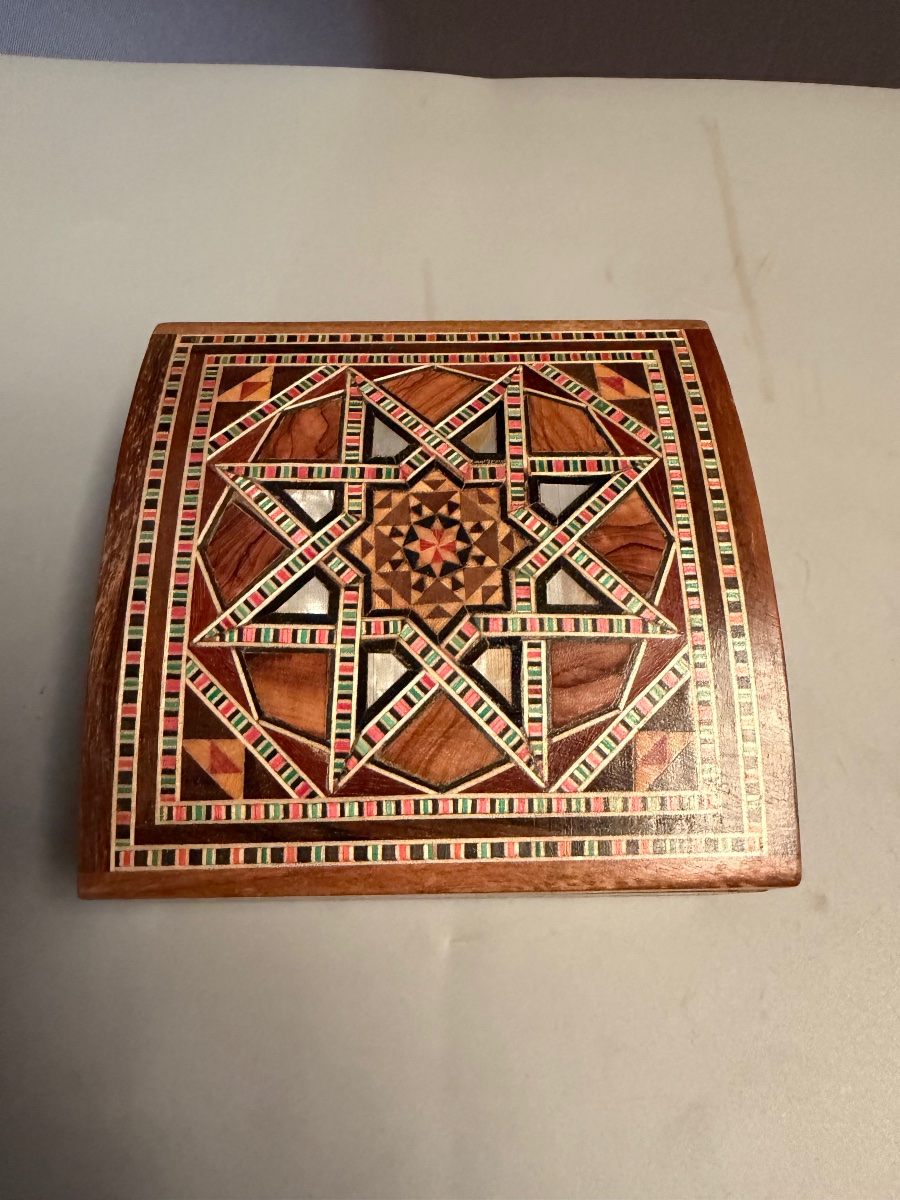 Syrian Box With Marquetry And Mother-of-pearl Inlay -photo-2