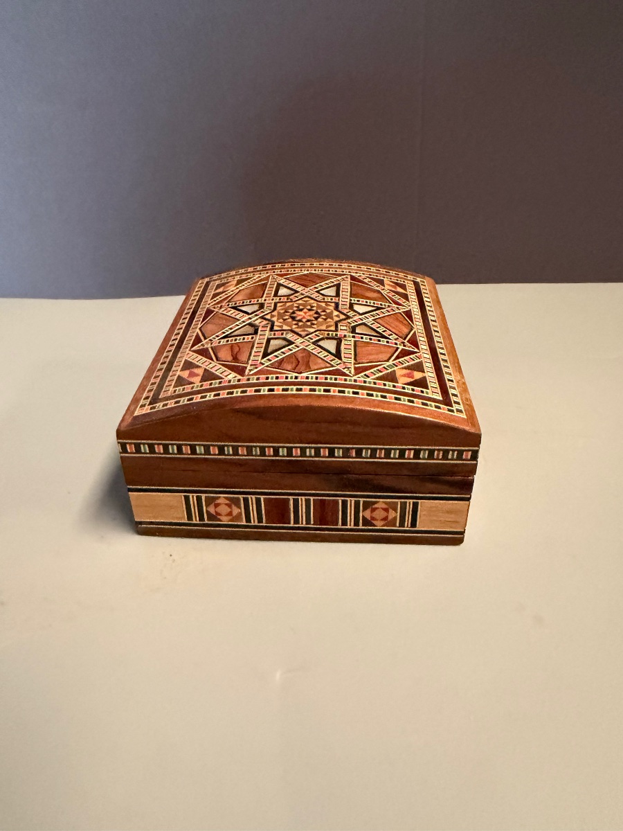 Syrian Box With Marquetry And Mother-of-pearl Inlay -photo-2