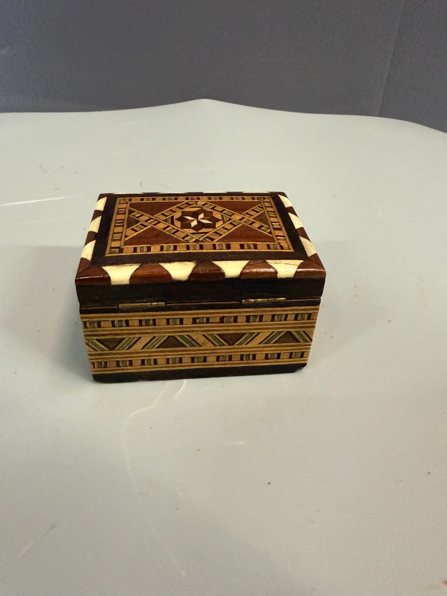 Coffret Syrien en marqueterie -photo-1