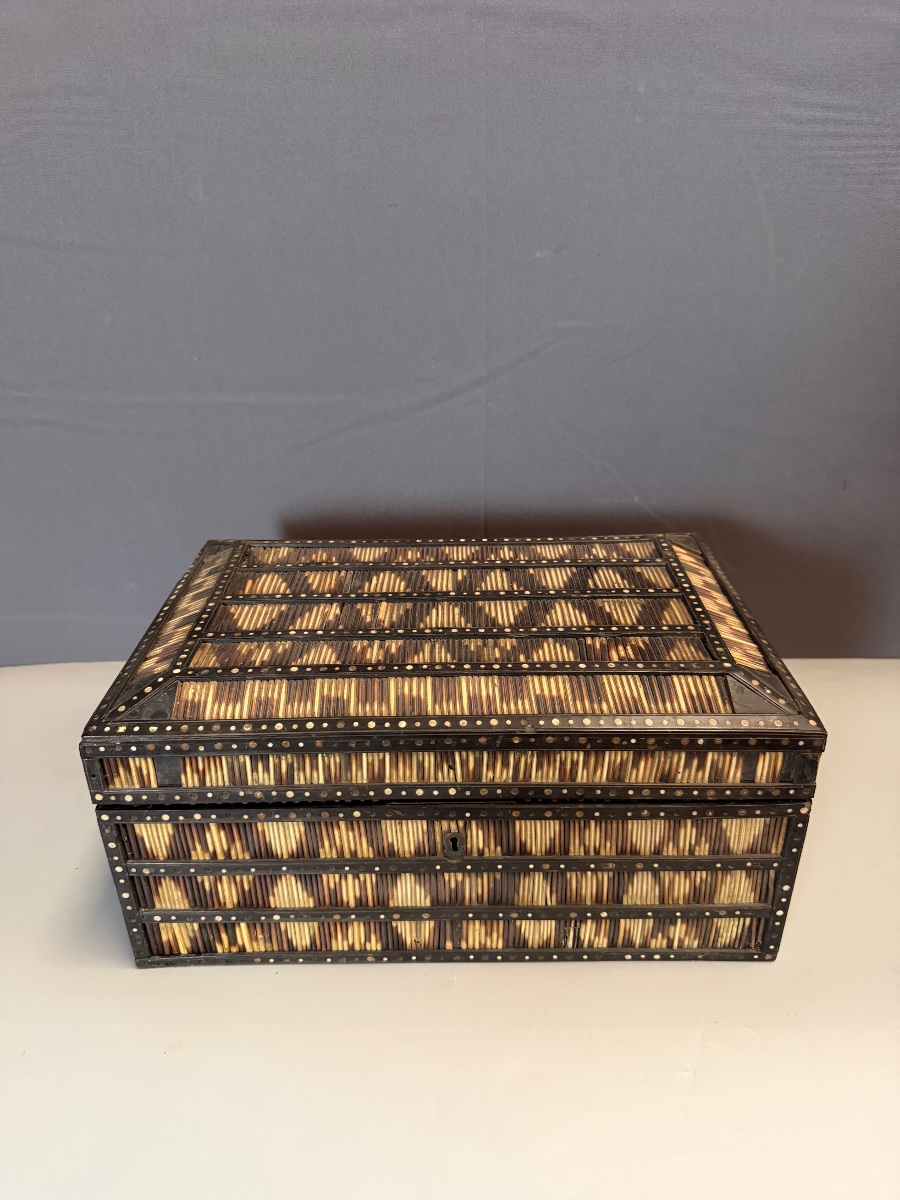 Coffret de Voyage de Ceylan en Ebène Porc-Epic et Os-photo-2