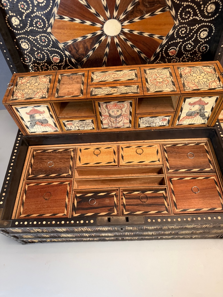 Coffret de Voyage de Ceylan en Ebène Porc-Epic et Os-photo-3