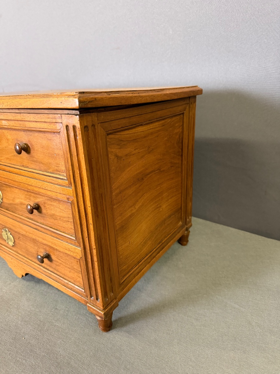 Commode coffre de maîtrise en Noyer-photo-2