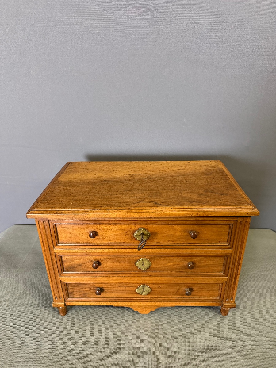 Commode coffre de maîtrise en Noyer-photo-4