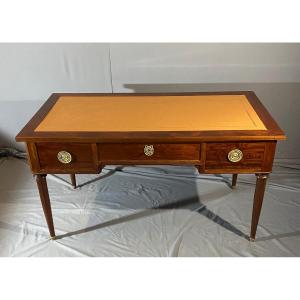 Middle Flat Desk In Restoration Style Mahogany