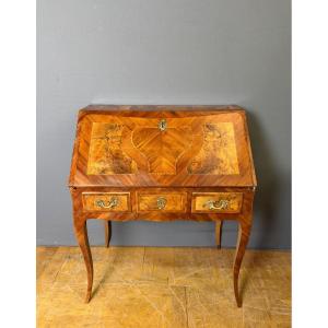 Bureau de Pente Louis XV en marqueterie XVIII ème