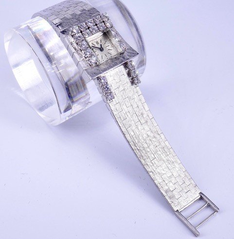 60s Gray And Diamonds Bracelet Watch-photo-1