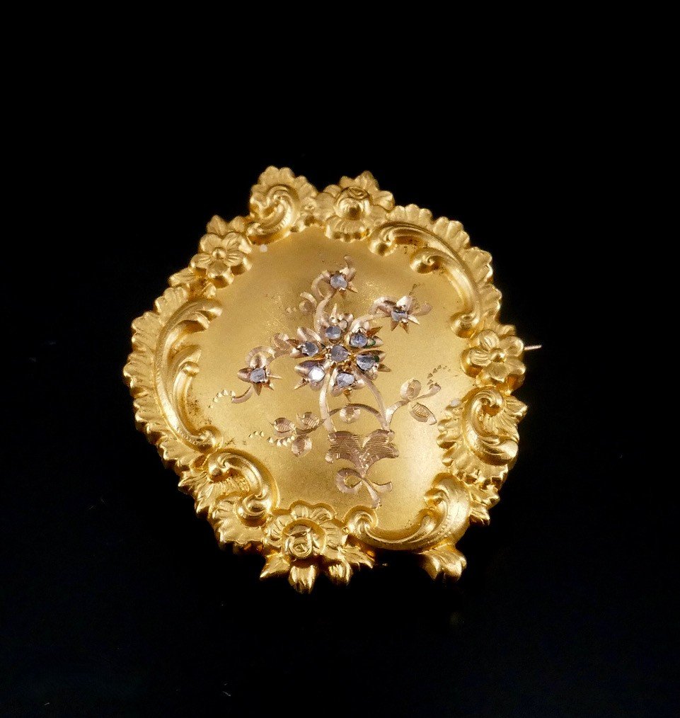 Late 19th Century Gold Brooch-photo-4