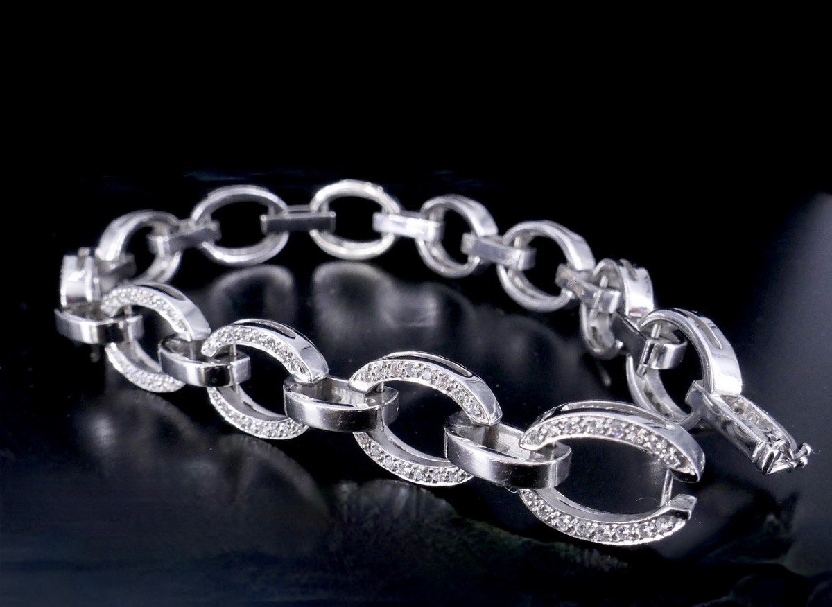 White Gold Bracelet With Oval Diamonds-photo-2