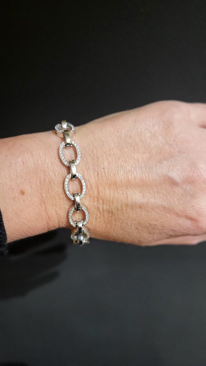 White Gold Bracelet With Oval Diamonds-photo-1