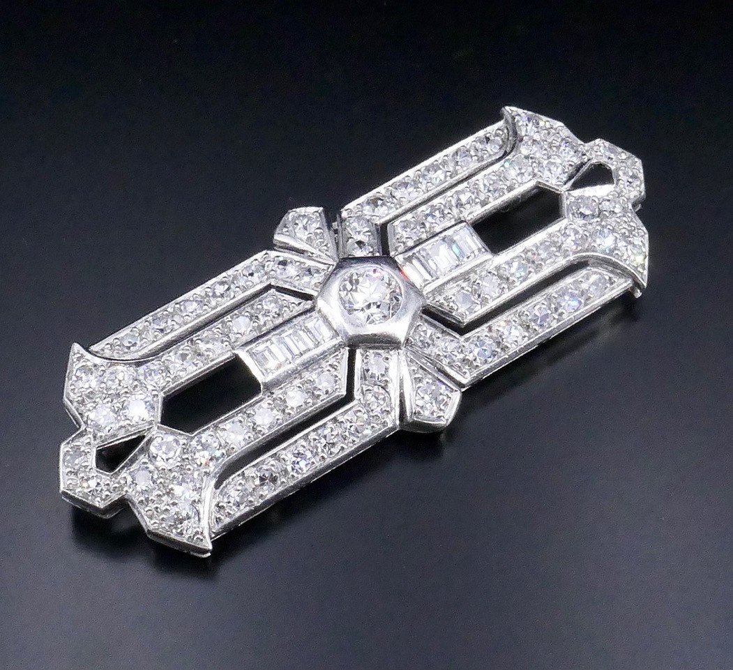 Art Deco Platinum And Diamond Plaque Brooch-photo-2